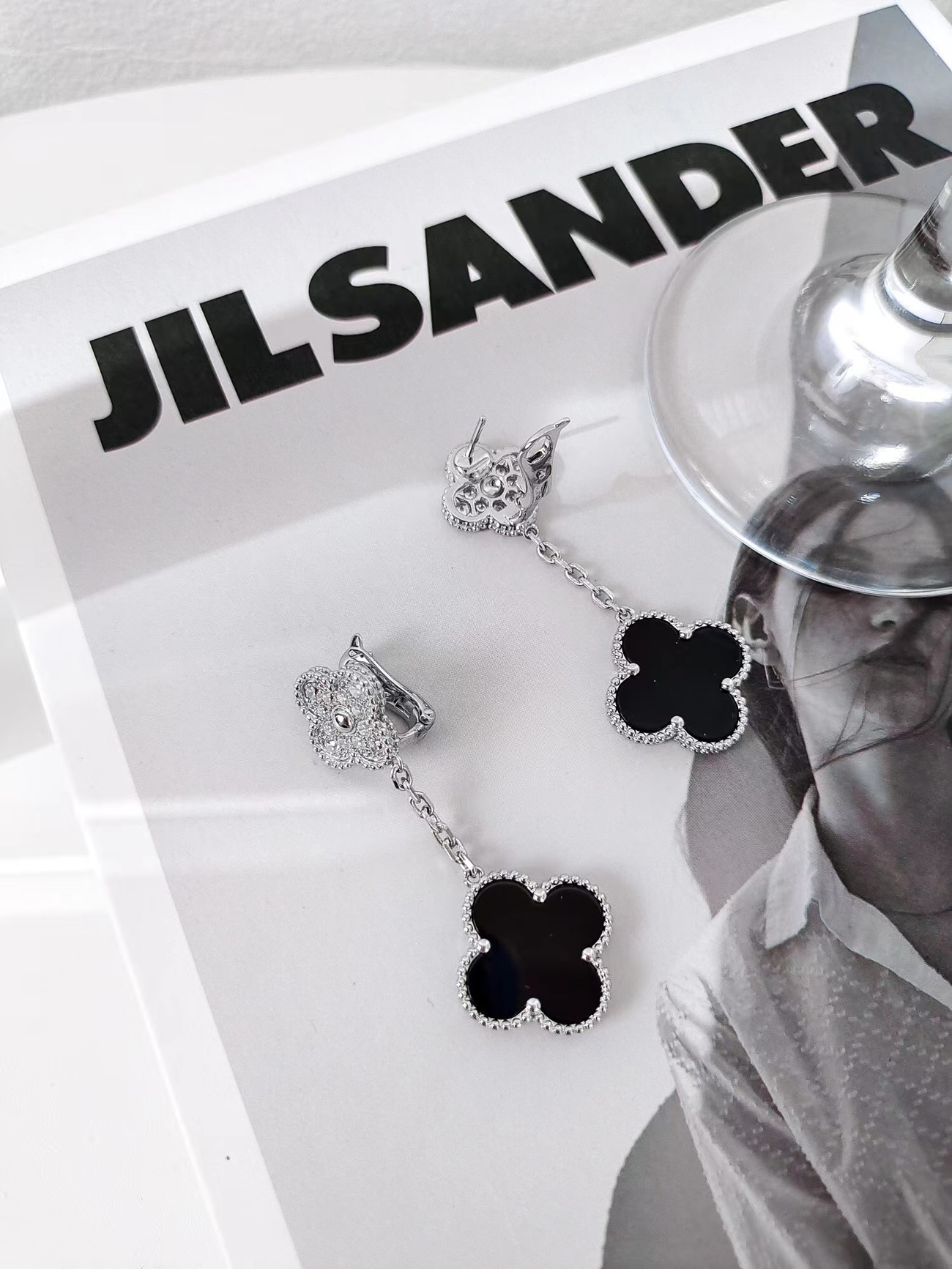 Van Cleef Arpels Magic Alhambra Earrings 2 Motifs 18k White Gold (2) - www.newkick.vip